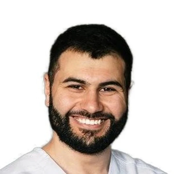 Хачатрян Ара Варданович — Стоматолог-имплантолог, Стоматолог, Стоматолог-ортопед, Стоматолог-хирург, Смоленск