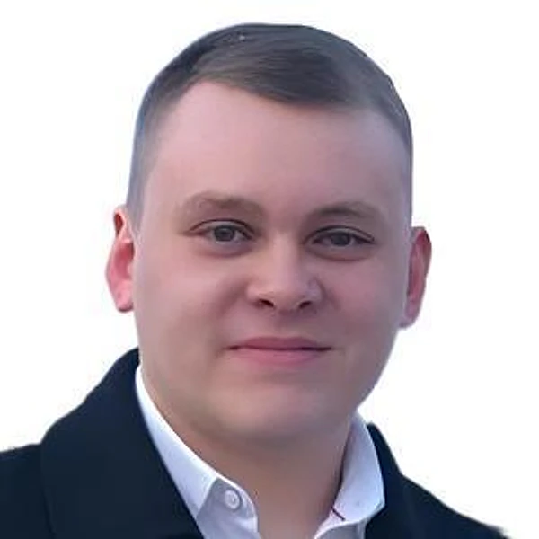 Петухов Евгений Сергеевич — Стоматолог, Зеленодольск