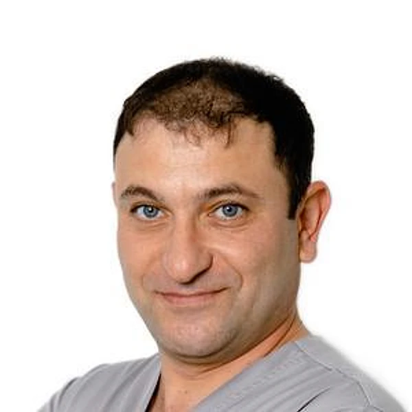 Давидян Артем Каренович — Стоматолог, п. Мостовской