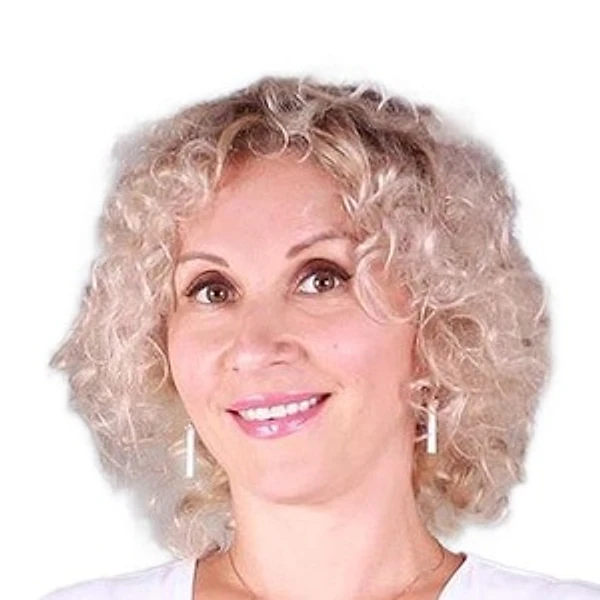 Калман Ирина Игоревна — Стоматолог, ст. Новотитаровская