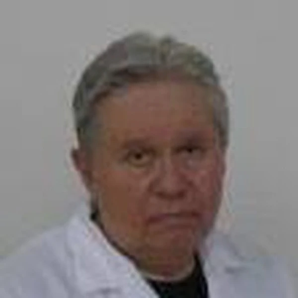 Новоселов Юрий Николаевич — Рентгенолог, Карачаевск