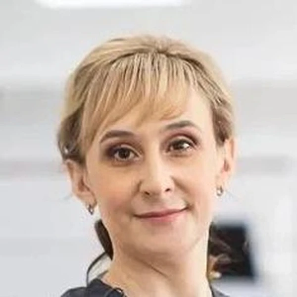 Иванова Елена Владимировна — Стоматолог, Красноярск