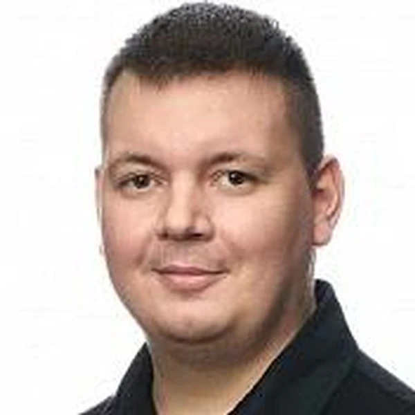 Давыдов Вадим Сергеевич — Стоматолог-хирург, Петрозаводск