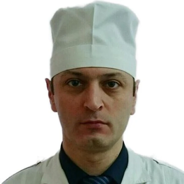Рамазанов Эльбрус Наврузбекович — Торакальный хирург, Саратов