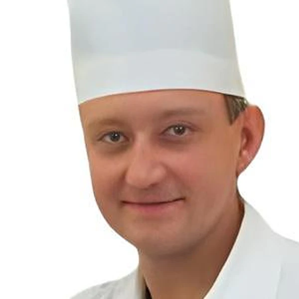 Бежин Павел Викторович — Нейрохирург, Орёл