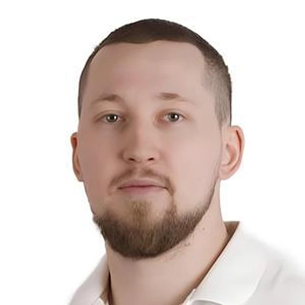 Сыздыков Тимур Русланович — Стоматолог-ортодонт, Омск