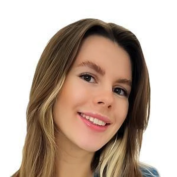Семенова Карина Игоревна — Стоматолог-хирург, Стоматолог, Стоматолог-имплантолог, Стоматолог-ортопед, Краснодар