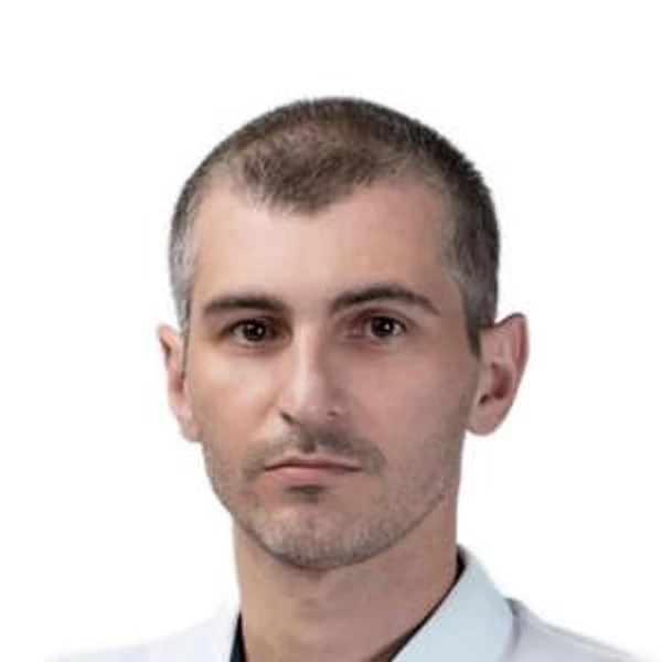 Джашаккуев Руслан Айварович — Стоматолог, Черкесск