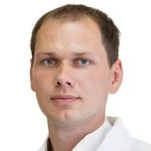 Новиков Максим Сергеевич — Терапевт, Пульмонолог, Сомнолог, Москва