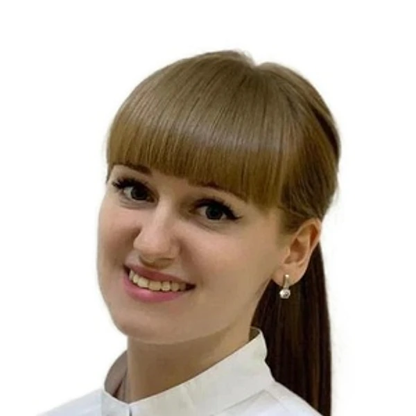 Макарова Алина Павловна — Стоматолог, Стоматолог-ортодонт, Энгельс