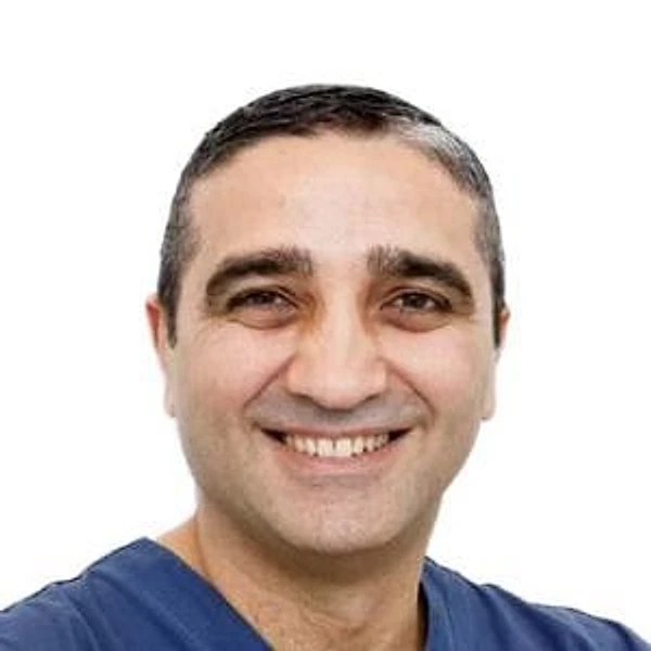 Барсегян Тигран Владикович — Стоматолог-имплантолог, Челюстно-лицевой хирург, Москва