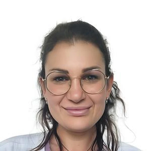 Полякова Анастасия Владимировна — Онколог, Азов