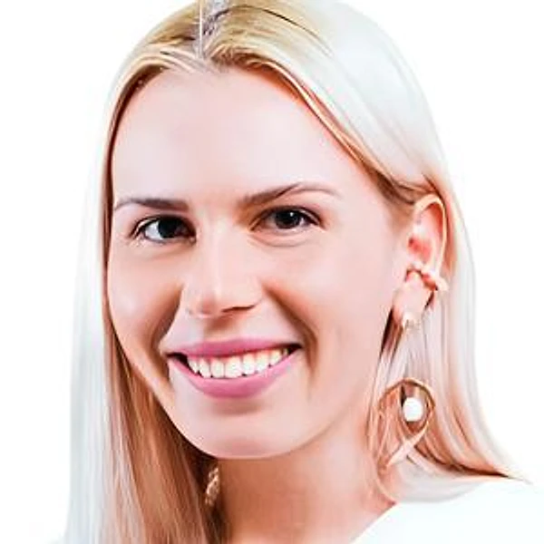 Мамотова Евгения Сергеевна — Массажист, Косметолог-эстетист, Астрахань