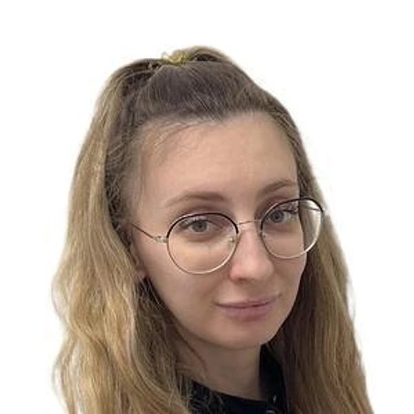 Антропова Алена Алексеевна — Пародонтолог, Стоматолог-хирург, Москва