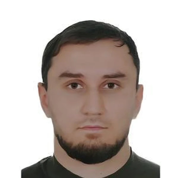 Рамазанов Артур Русланович — Стоматолог-хирург, Минеральные Воды