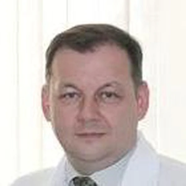 Кузовов Олег Николаевич — Нейрохирург, Брянск