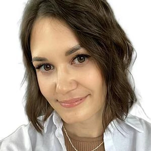Рязанова Алина Алексеевна — Стоматолог, unknown