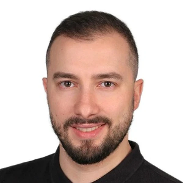 Махлин Илья Александрович — Стоматолог-имплантолог, Стоматолог-хирург, Санкт-Петербург