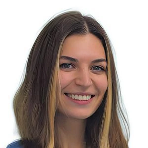 Олевская Алина Игоревна — Стоматолог-хирург, Москва