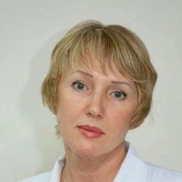 Акбирова Эльмира Рениковна — Стоматолог, Лениногорск