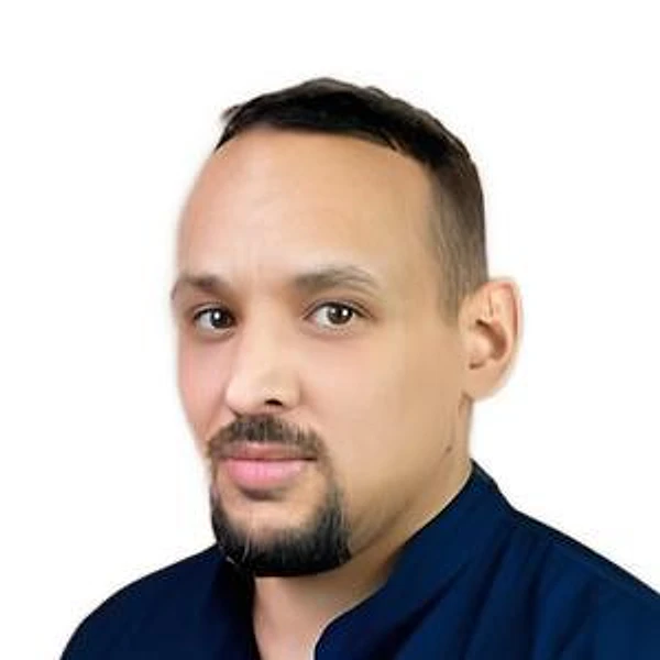 Уваров Альберт Александрович — Стоматолог-ортопед, Стоматолог-имплантолог, Стоматолог-хирург, Новосибирск
