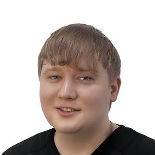 Ошурков Максим Александрович — Стоматолог, Верхняя Пышма