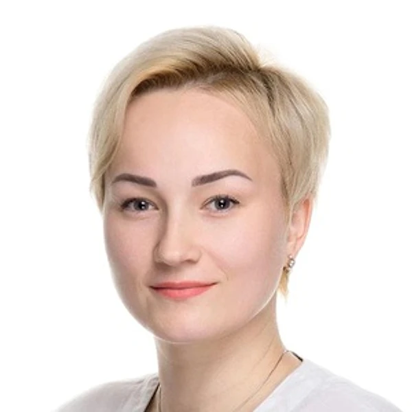 Жданова Яна Сергеевна — Врач ЛФК, Санкт-Петербург