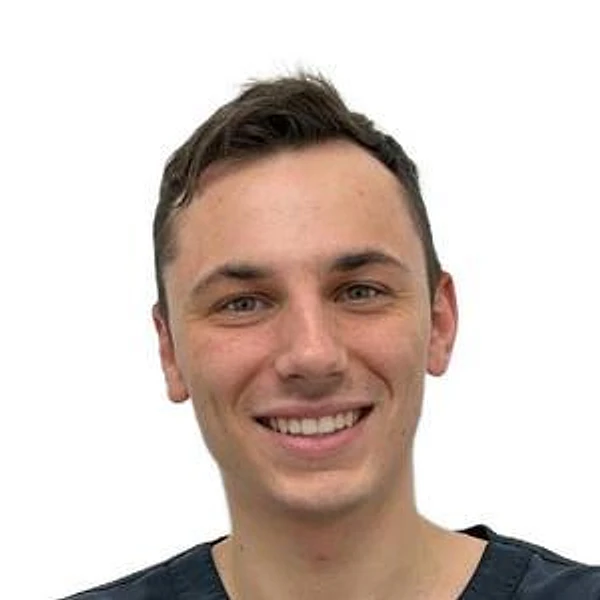 Соколов Илья Андреевич — Стоматолог-хирург, Стоматолог, Стоматолог-имплантолог, Калининград