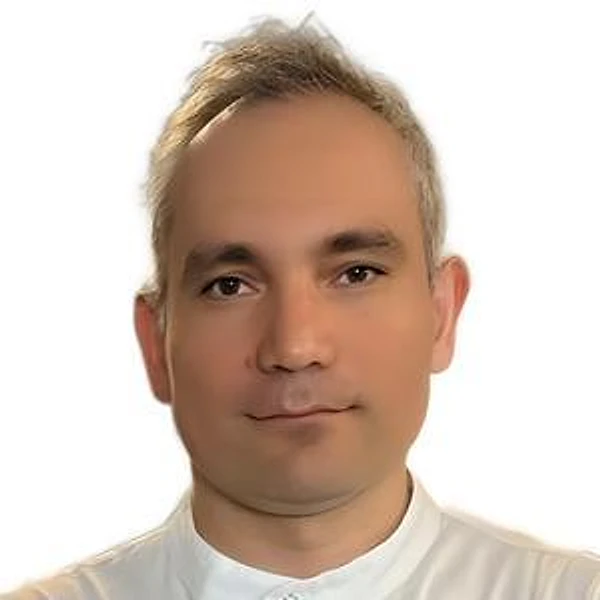 Гильманов Ринат Тимурович — Гнойный хирург, Ортопед, Травматолог, Екатеринбург