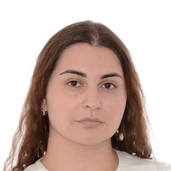 Шихвердиева Полина Арсеновна — Стоматолог, Екатеринбург