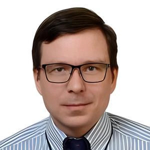 Лазарев Руслан Александрович — Кардиохирург, Москва