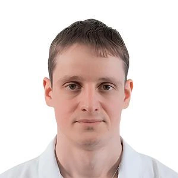 Домбровский Михаил Михайлович — Кардиолог, Москва