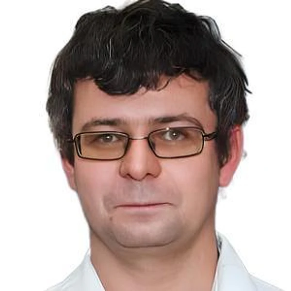 Иконников Роман Олегович — Хирург, Череповец