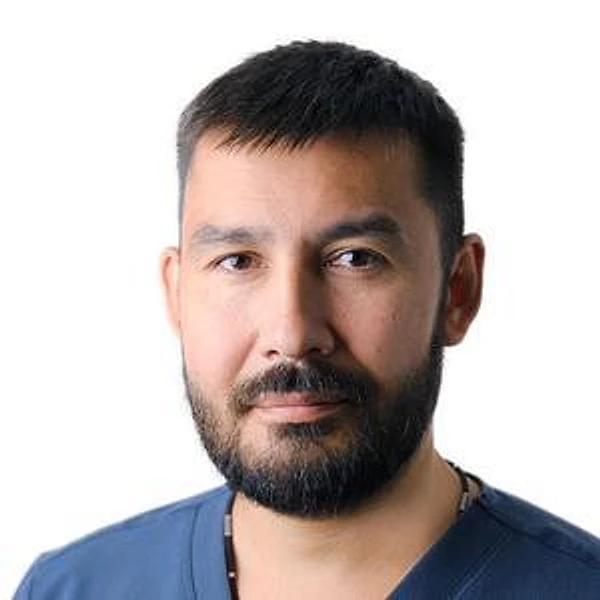 Ларионов Николай Анатольевич — Остеопат, Детский остеопат, Москва