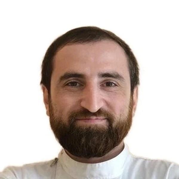 Леонов Одиссей Георгиевич — Стоматолог, Пятигорск