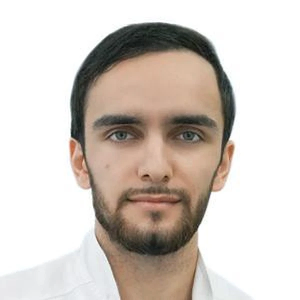Магомедов Ислам Анварович — Стоматолог-хирург, Стоматолог-имплантолог, Махачкала