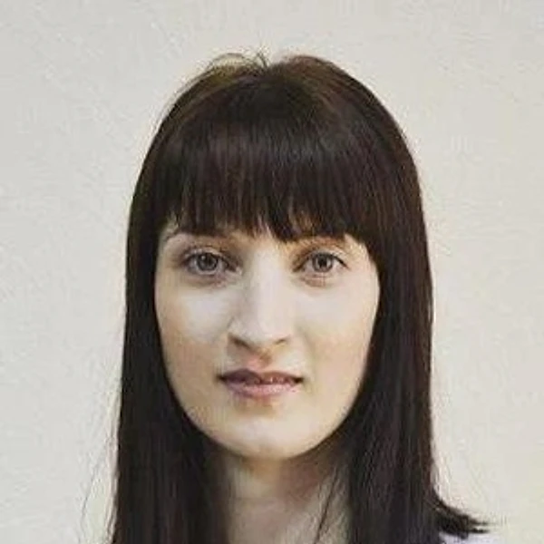 Беспоясова Яна Валерьевна — Стоматолог, Барнаул