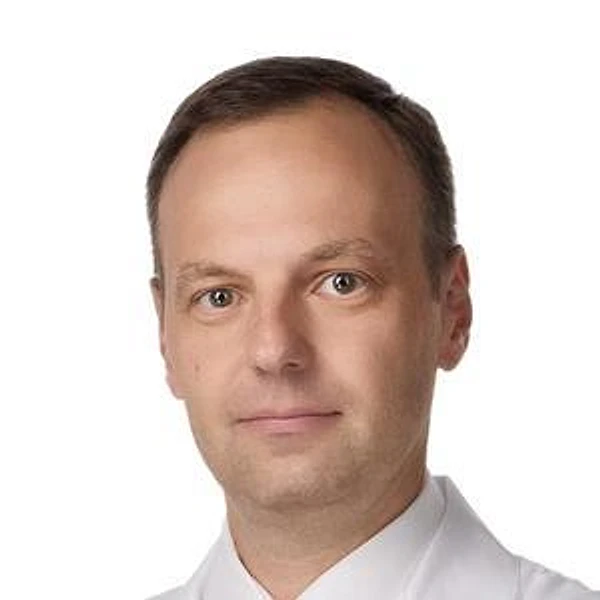 Харламов Артем Андреевич — Стоматолог-имплантолог, Стоматолог-хирург, Москва