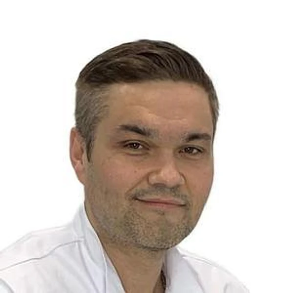 Афризонов Ринат Фанилевич — Онколог, Маммолог, Пластический хирург, Торакальный хирург, Хирург, Нижневартовск