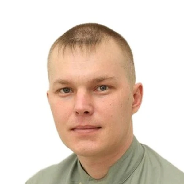 Дворниченко Максим Александрович — Стоматолог-хирург, Стоматолог-имплантолог, Омск
