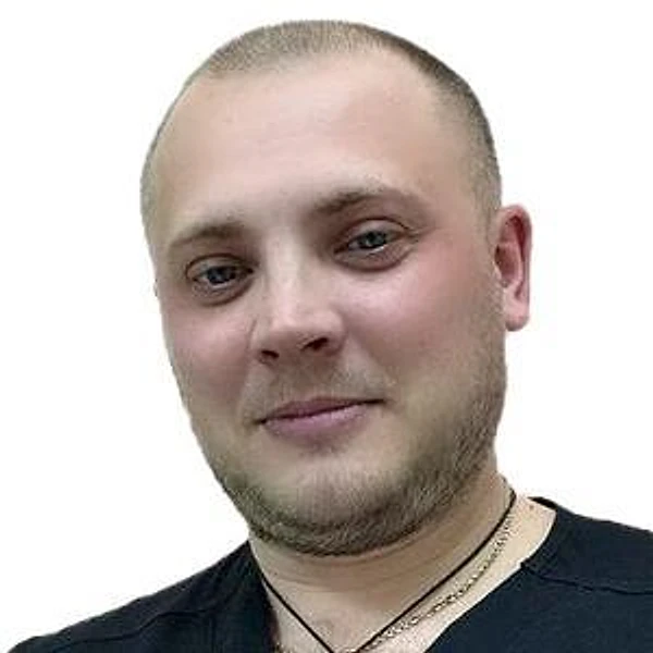 Пономаренко Илья Сергеевич — Рентгенолог, Врач УЗИ, Губкинский