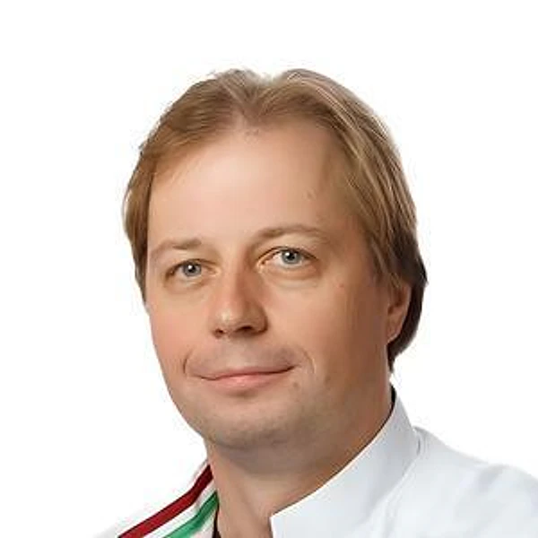 Фомичев Дмитрий Владиславович — Нейрохирург, Москва