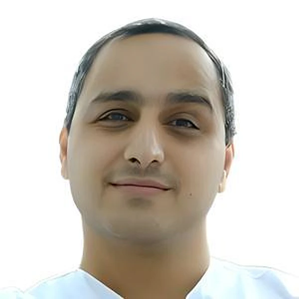 Гулуев Камран Габильнович — Стоматолог-ортопед, Саратов