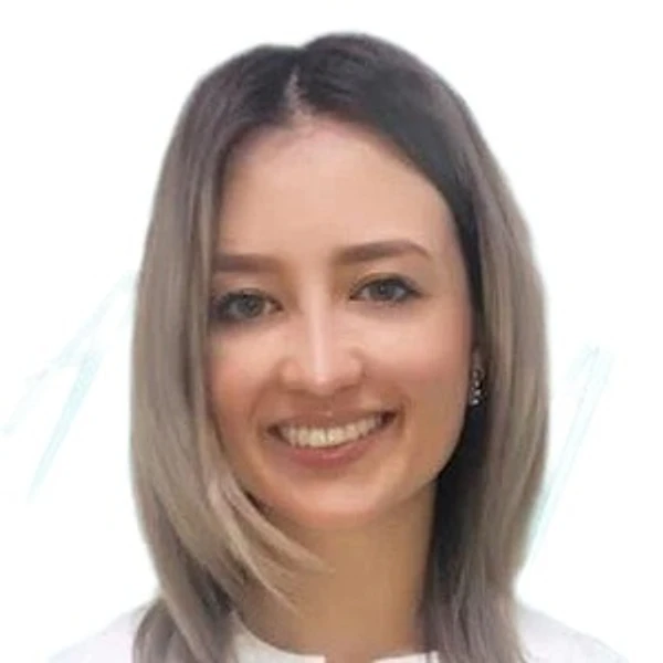 Мельникова Ксения Андреевна — Стоматолог-ортодонт, Киров