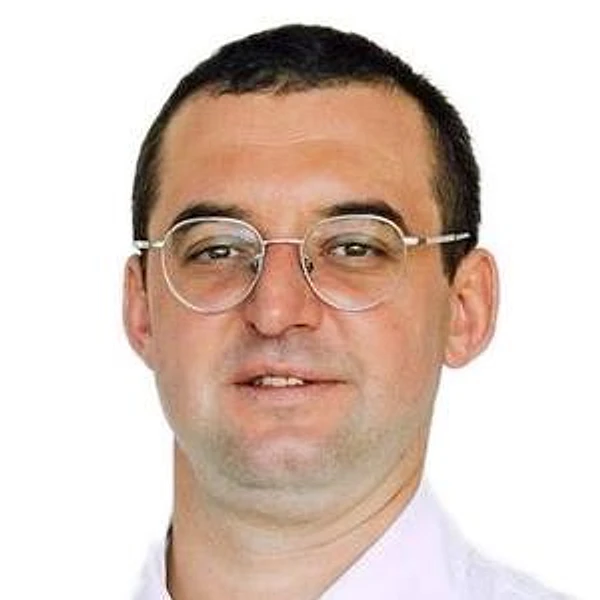 Смирнов Александр Николаевич — Стоматолог-ортопед, Семёнов