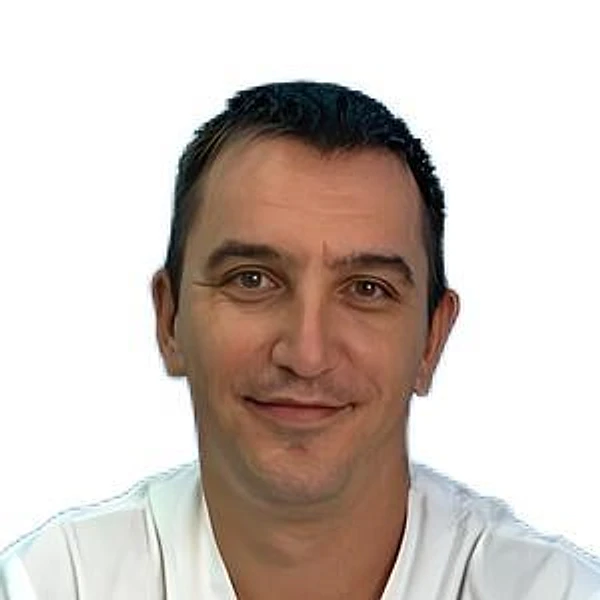 Сабитов Рустам Фависович — Травматолог, Ортопед, unknown