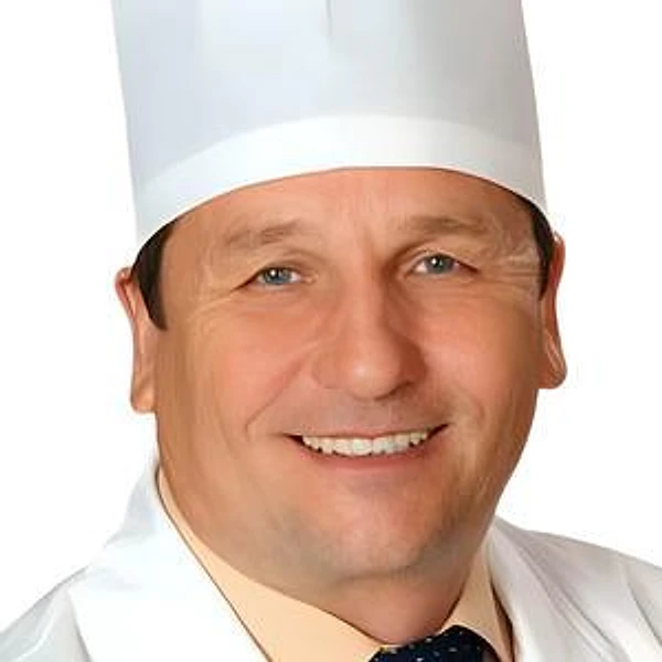 Данилов Владислав Григорьевич — Хирург, с. Моргауши