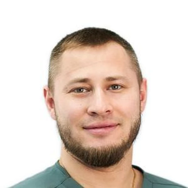 Хамматшин Данис Нафисович — Стоматолог-имплантолог, Стоматолог-хирург, Уфа