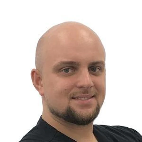 Варёнов Александр Алексеевич — Стоматолог-ортопед, Стоматолог-имплантолог, Стоматолог-хирург, Красноярск
