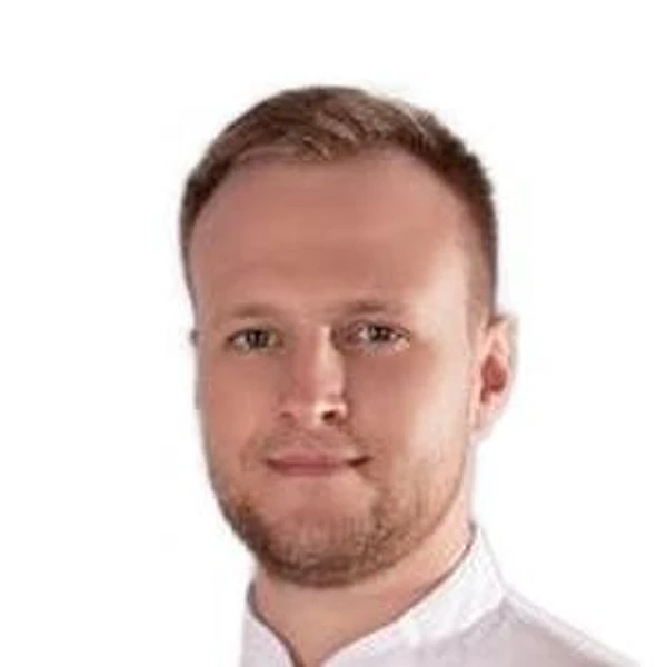 Оловянников Артём Витальевич — Стоматолог, Стоматолог-ортодонт, Красноярск